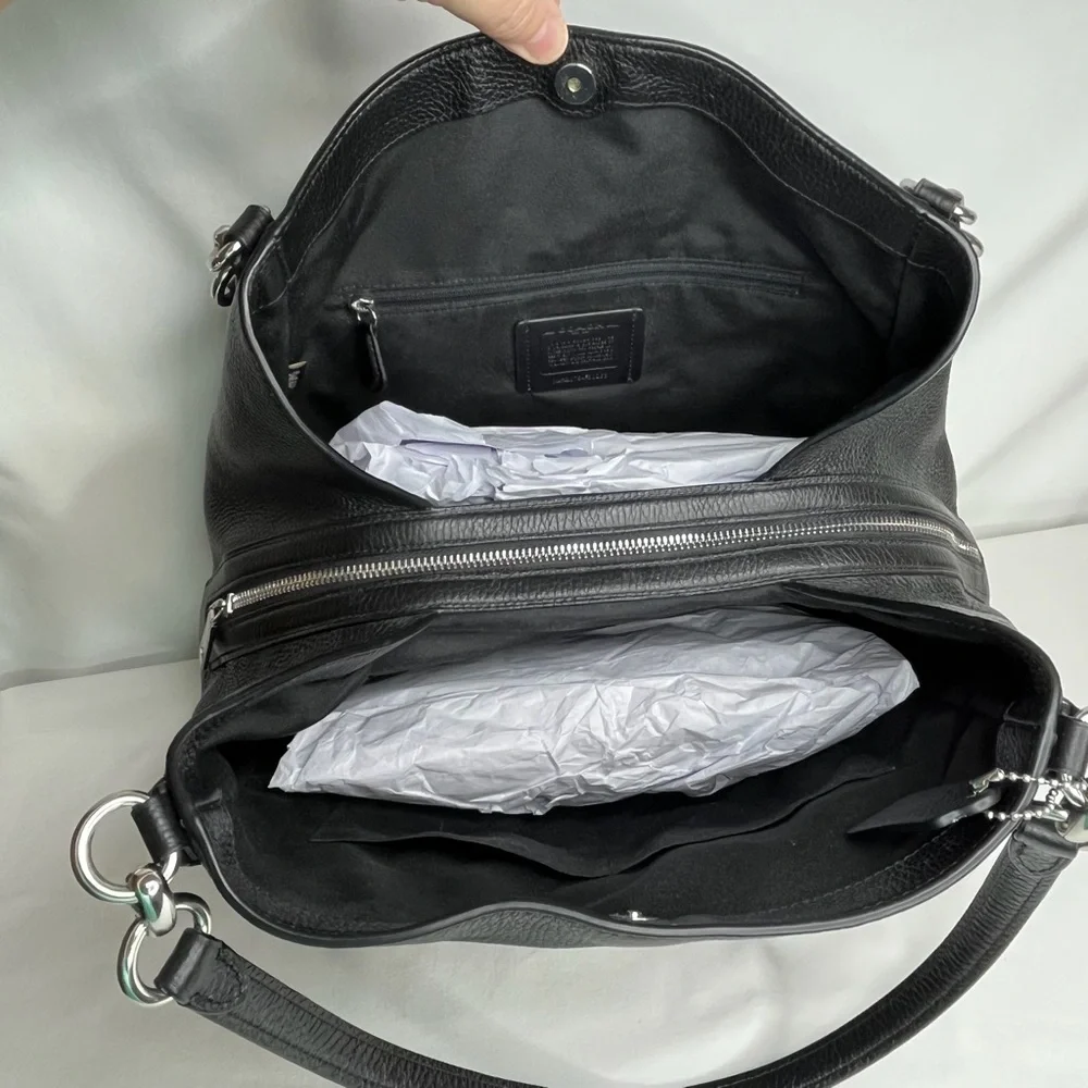 Coach Black Leather Shoulder Bag - Picture 6 of 16